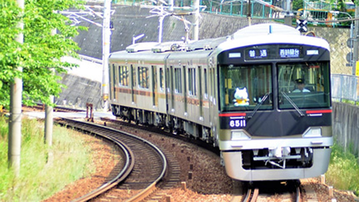 省エネ性能に優れた6500系車両