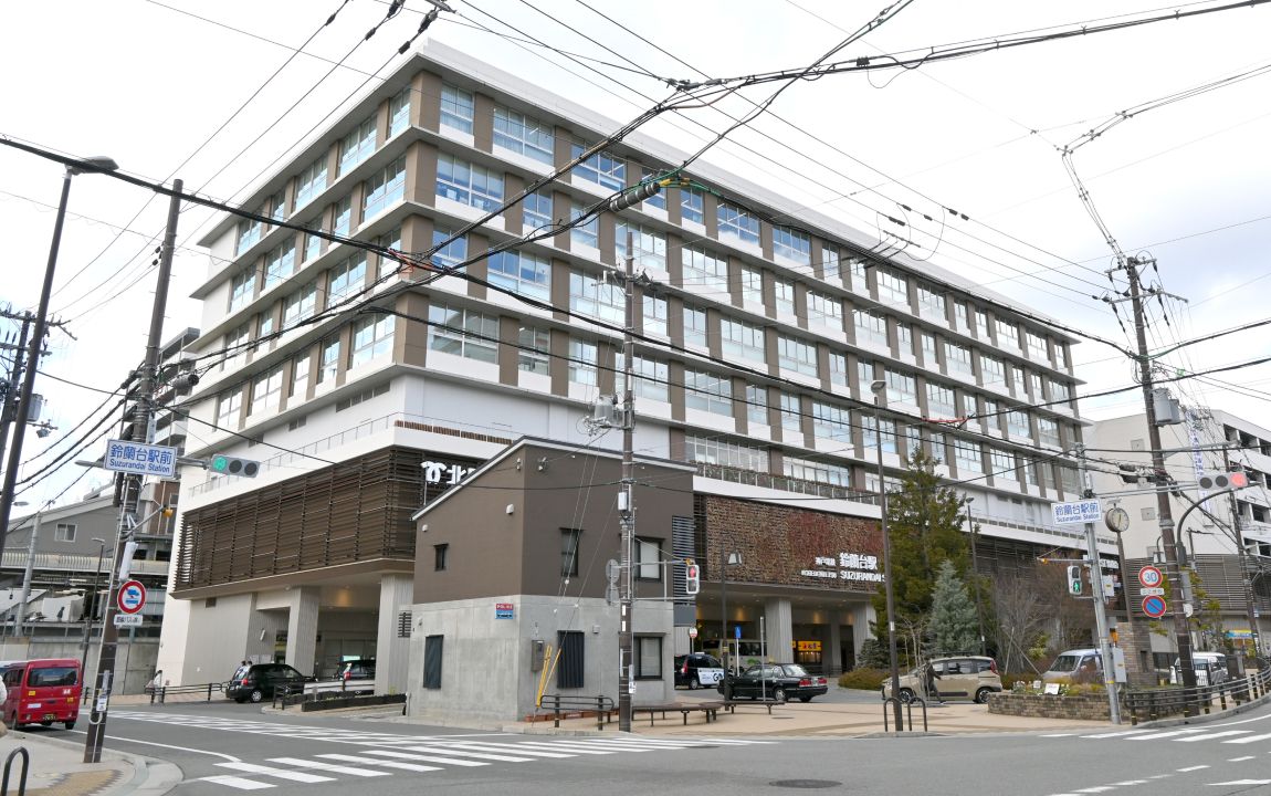 鈴蘭台駅の外観