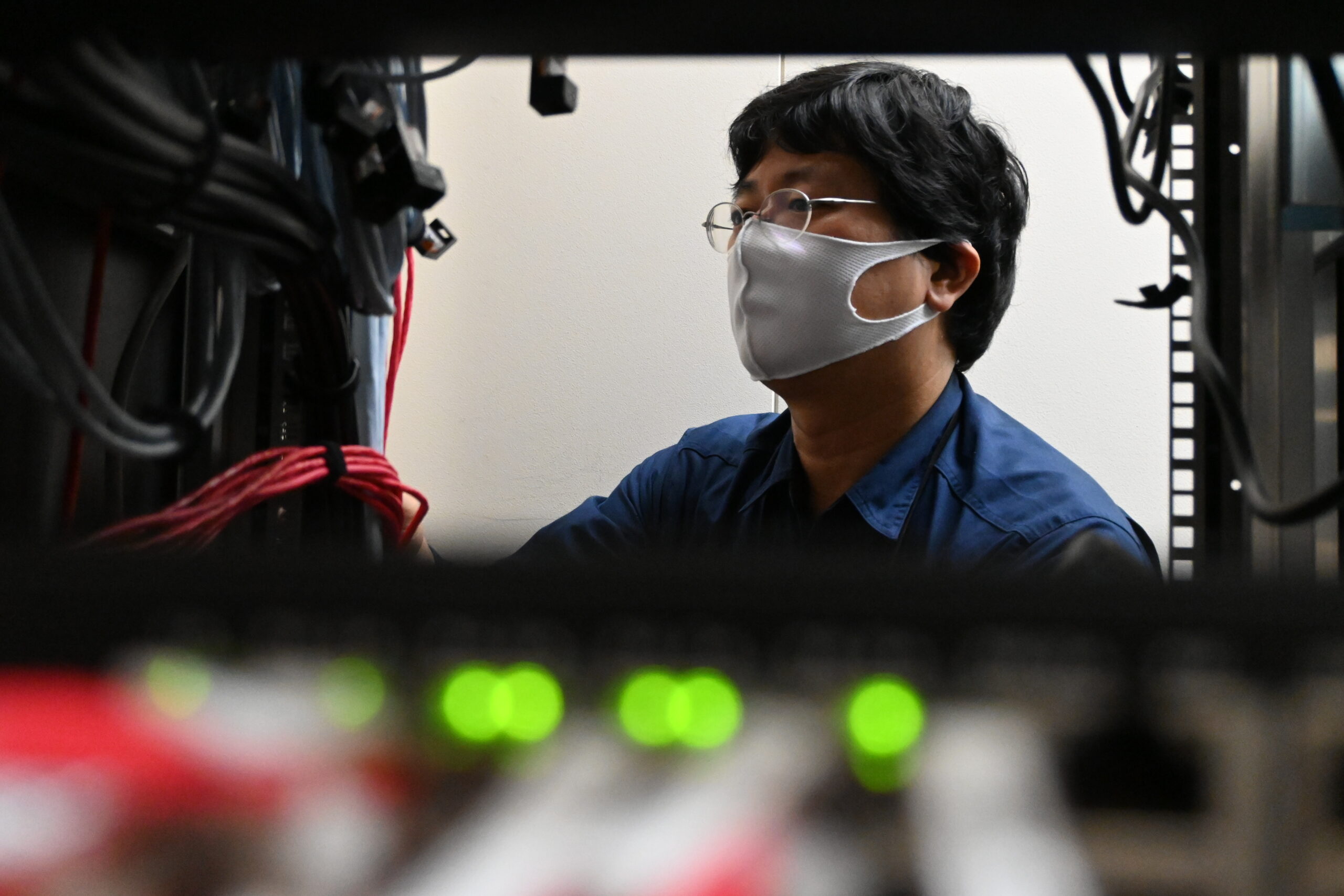 情報システム担当